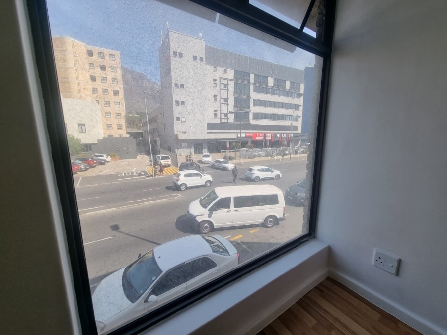 To Let 2 Bedroom Property for Rent in Observatory Western Cape